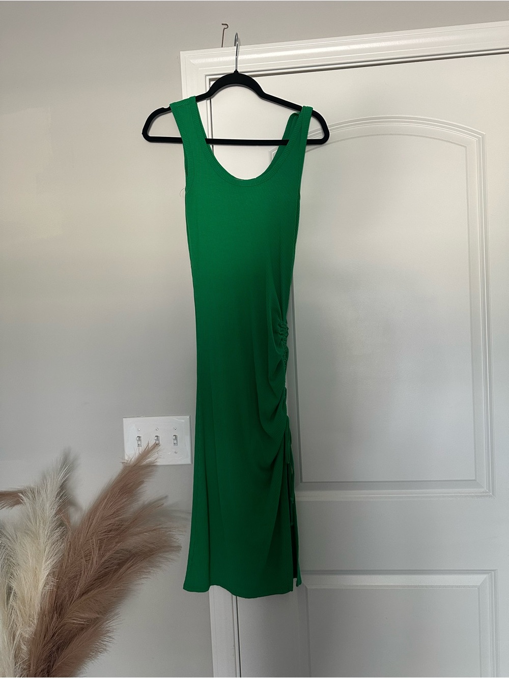 Sleeveless Emerald Green Ruched Maxi Dress